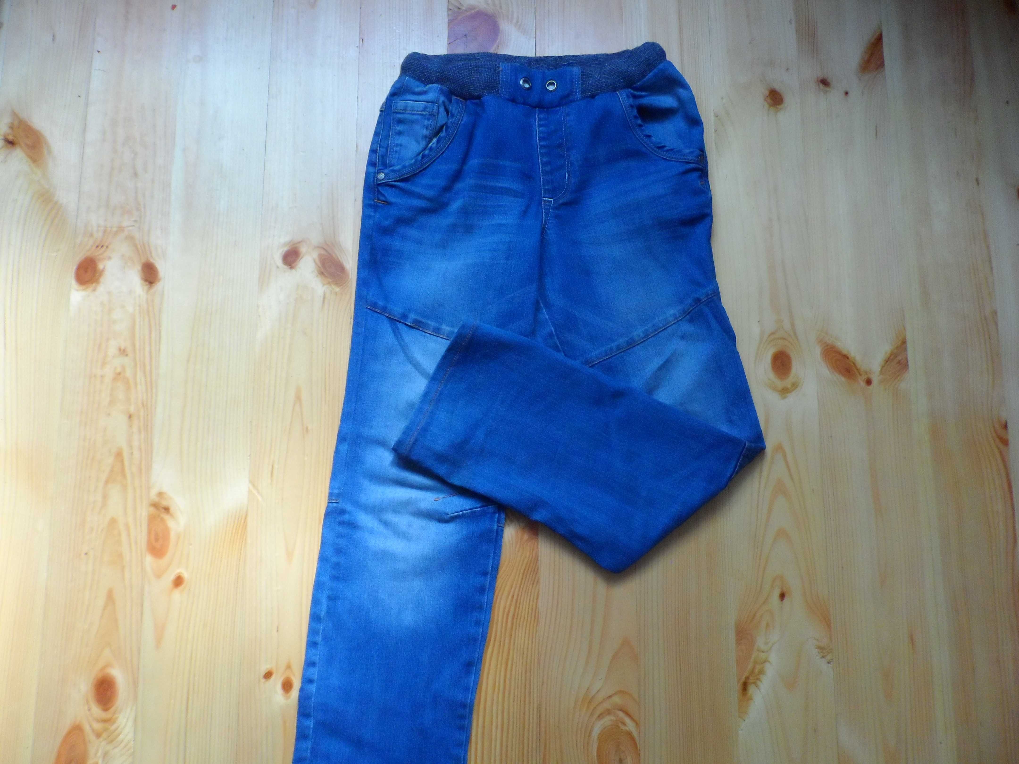 джинсы на резинке на мальчика.Размер 140-146
