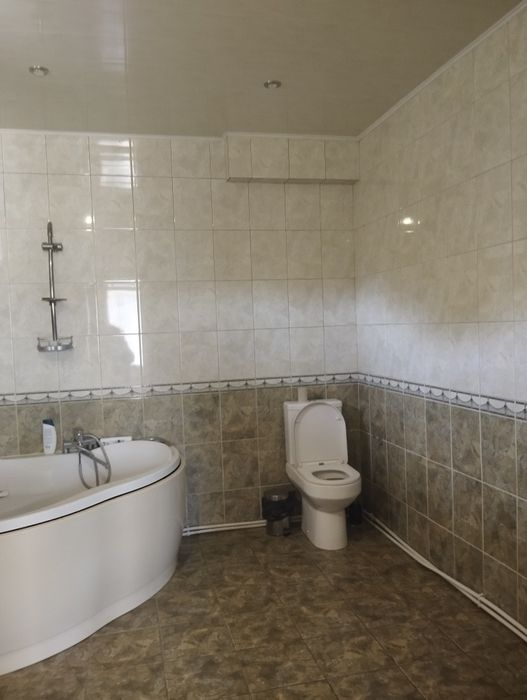 Продам 2 поверховий будинок Нововодолазький район  з Евроремонтом