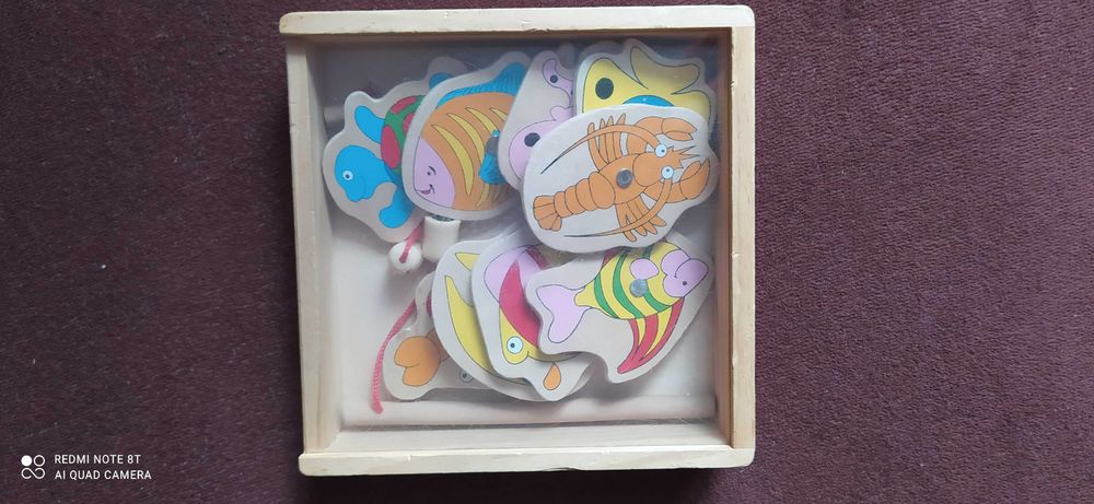 Zestaw zabawek drewnianych