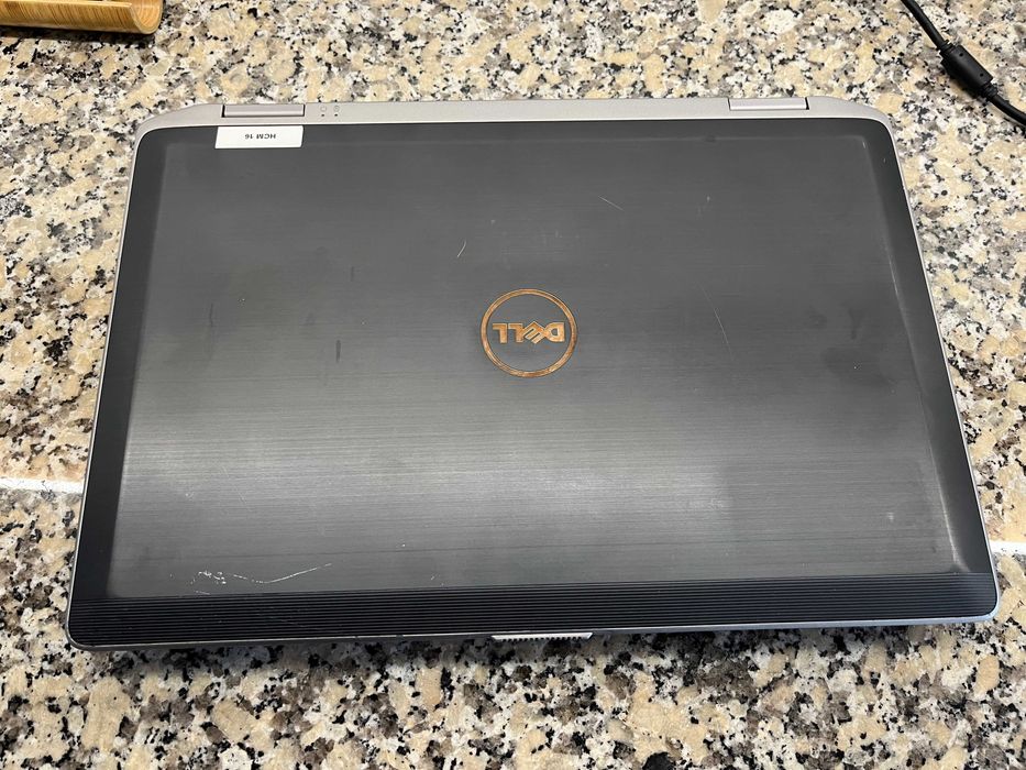 Portatil DELL Latitude E6420 – Core i5 / 4GB / 300GB / Win10