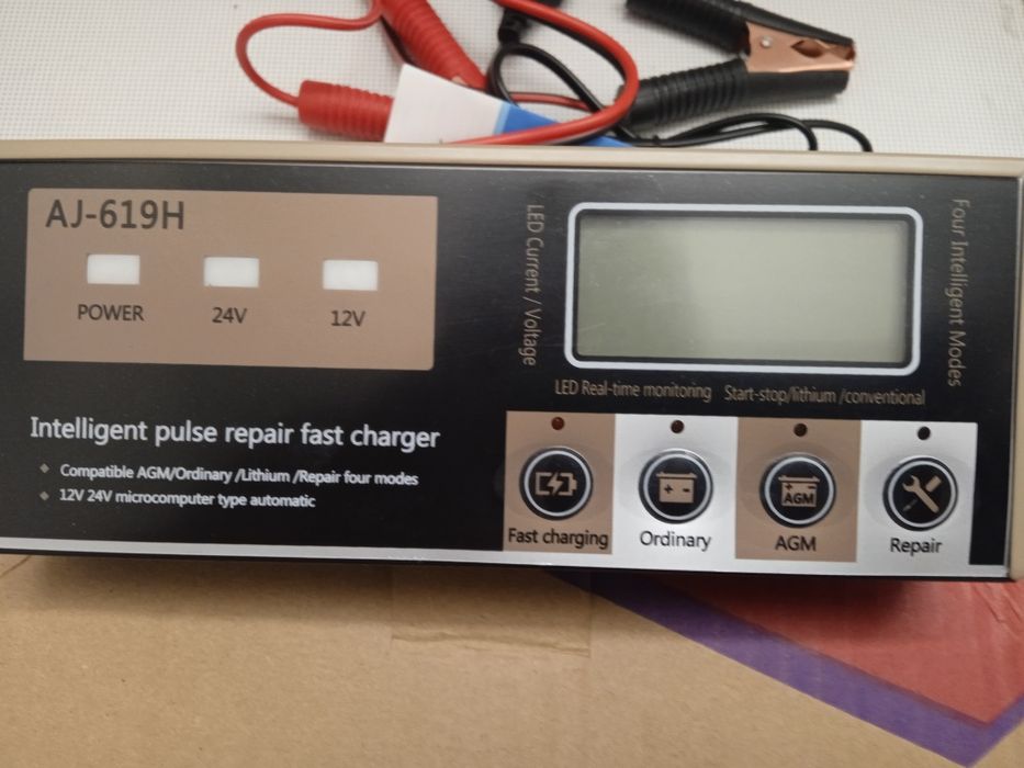 Зарядное устройство для аккумуляторов свинцовых, литиевых 12в-15а/24в