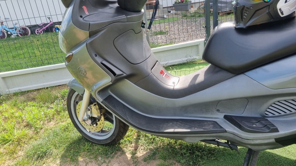 Piaggio x9 125/ 250