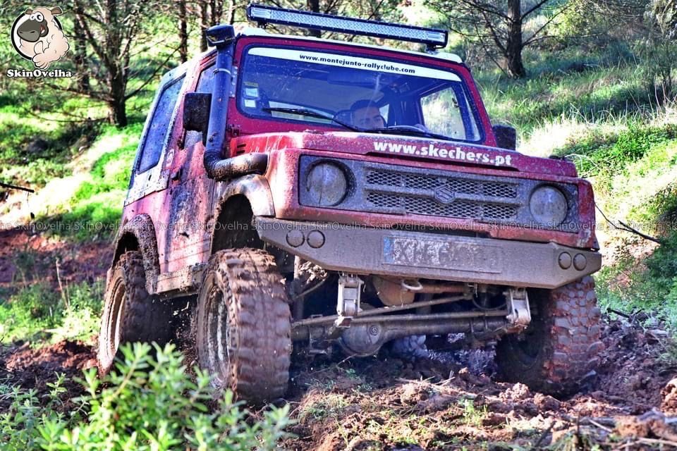 Vendo ou troco Suzuki samurai