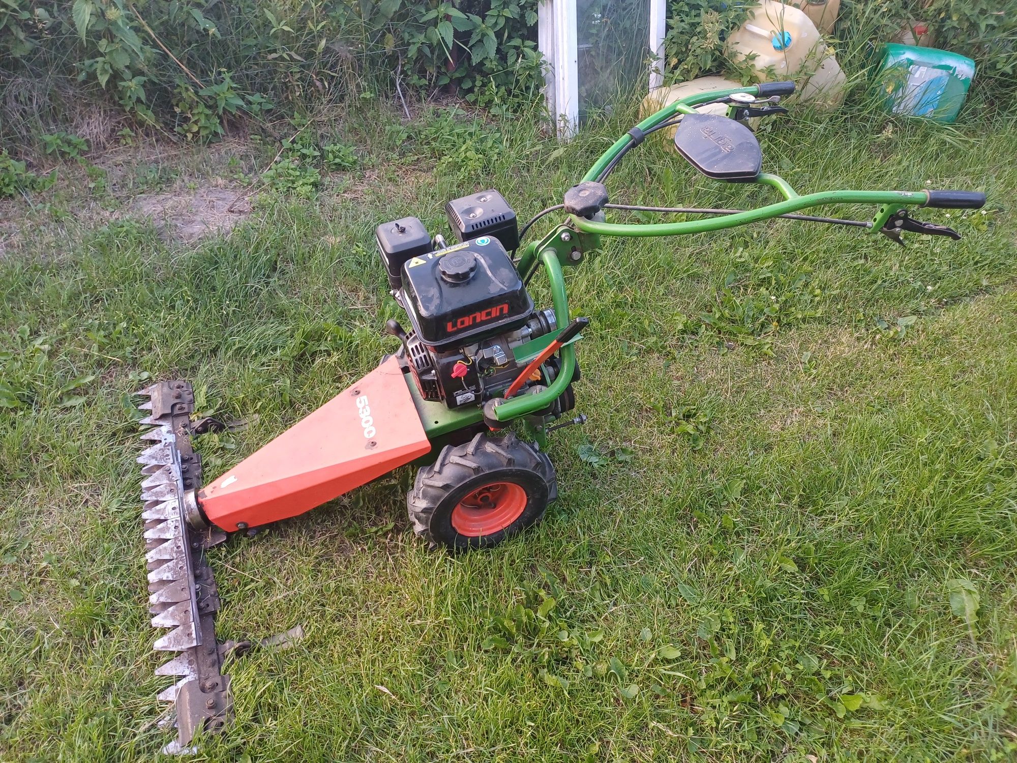 Sprzedam kosiarkę listwową