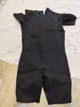 Fato Surf Shorty 900 Neoprene  Manga Curta Homem Preto