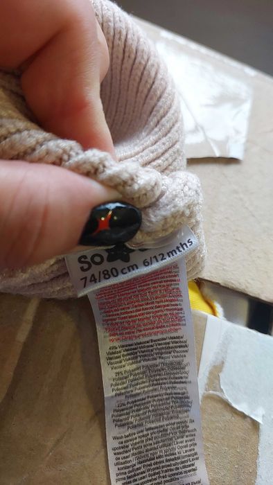 Kapelusz uśmiechu z uszami