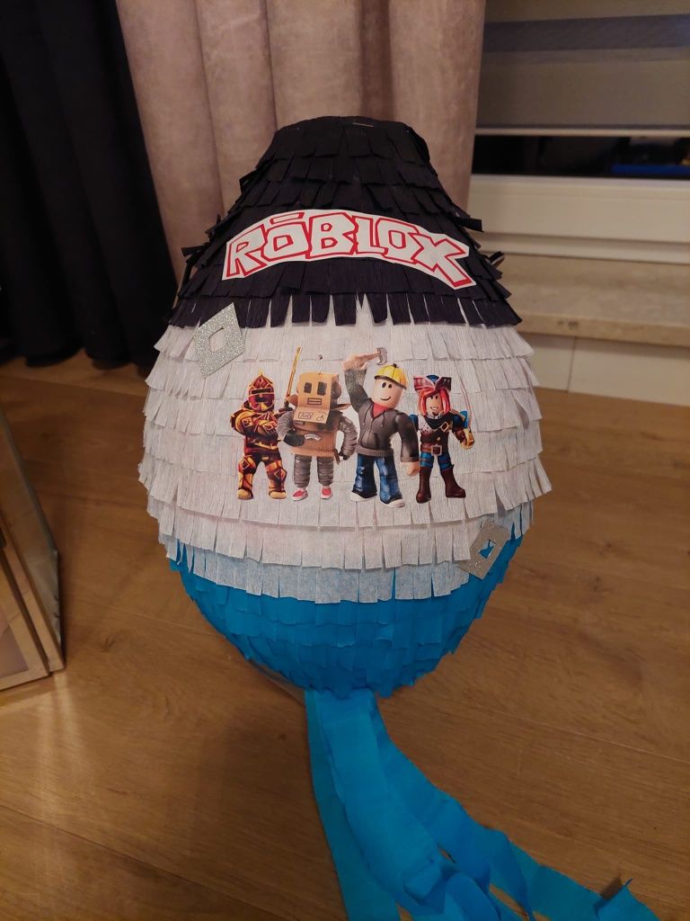 Piniata Roblox niebieska