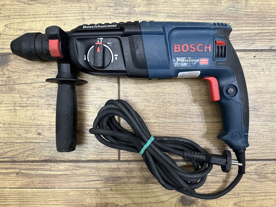 Młotowiertarka Bosch GBH 2-26 F | 2,7 J