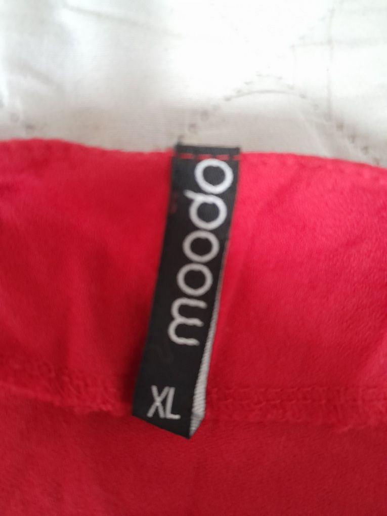 Czerwona bluzka z nietoperzowymi rękawami, XL