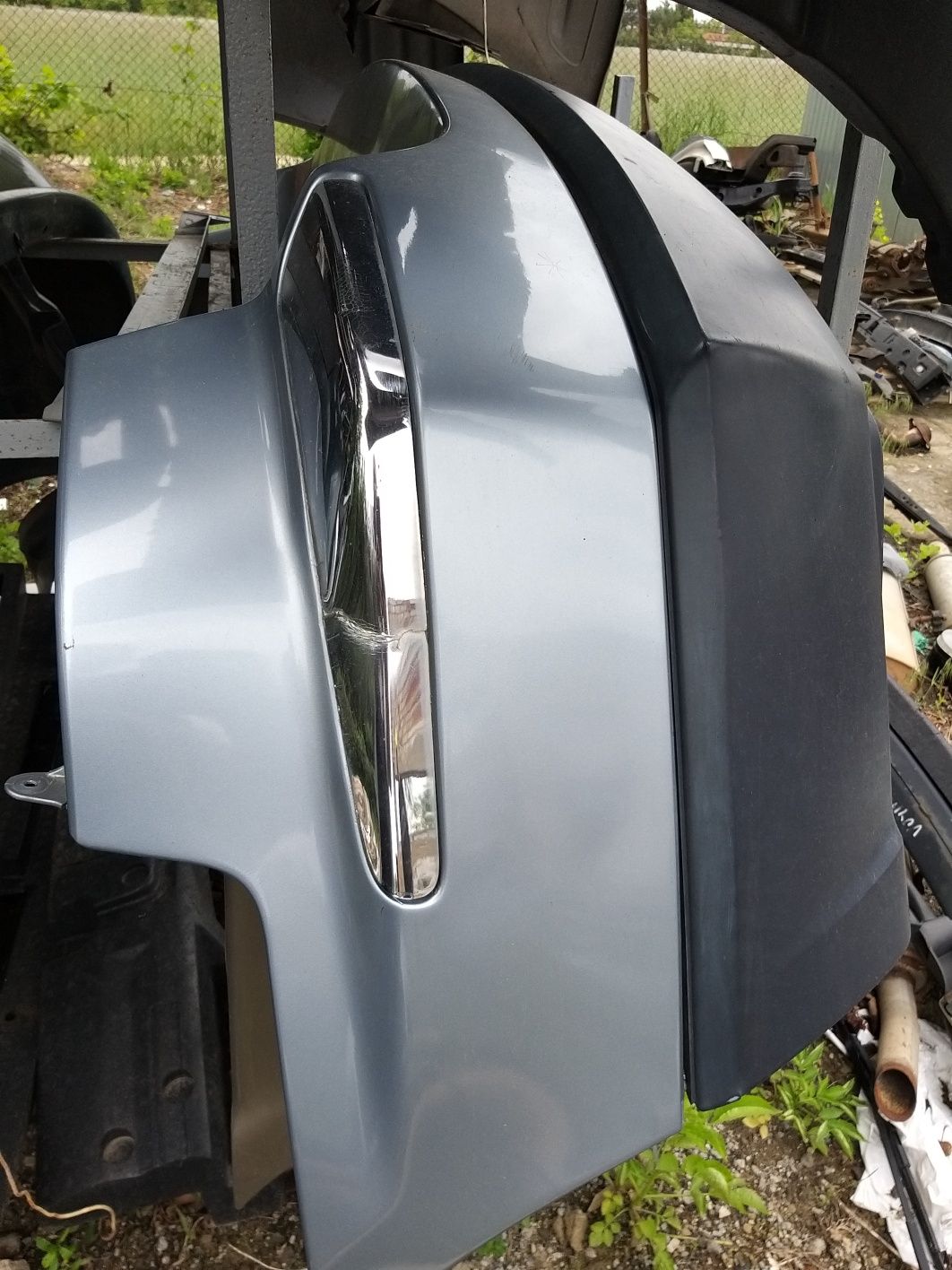 Zderzak tylny Chrysler Pacifica 04-07 r