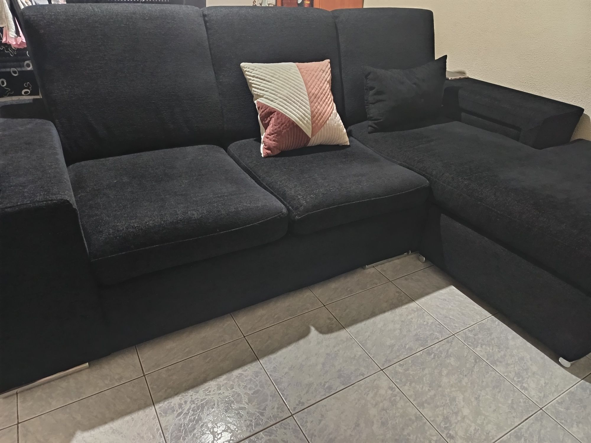 Sofa chaise long