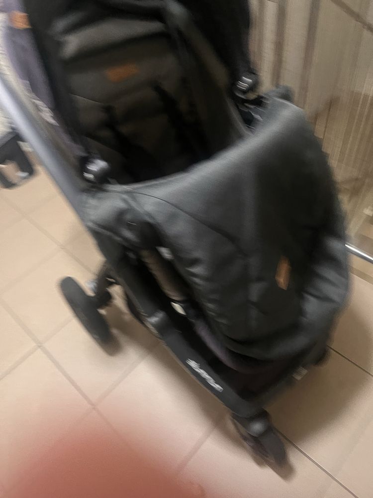 Sprzedam wózek easy go optimo air