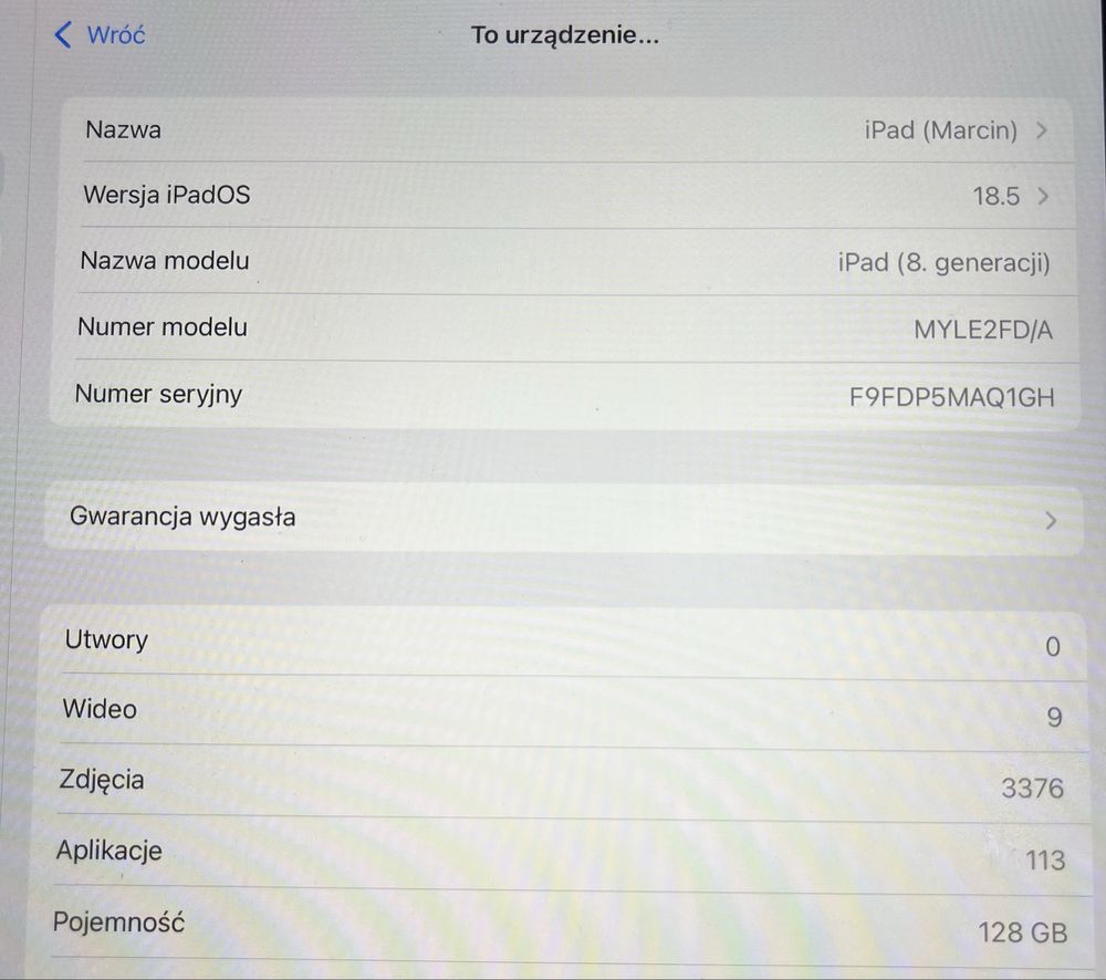 Apple iPad 10.2” 8. generacji 128GB + Smart Keyboard + akcesoria