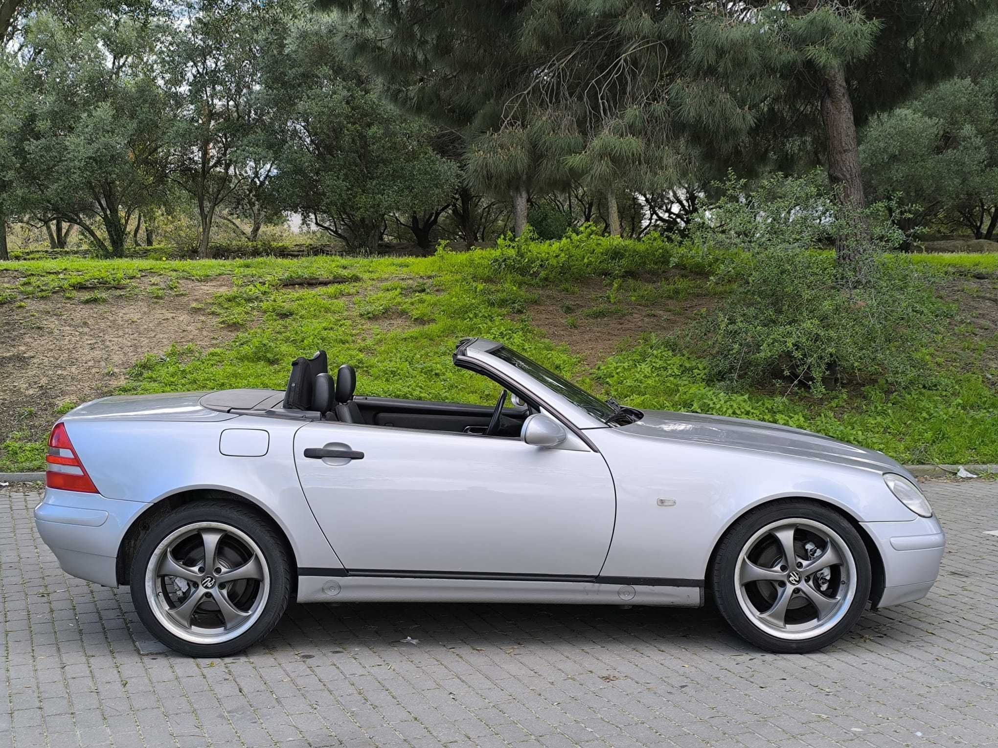 Mercedes-Benz SLK200