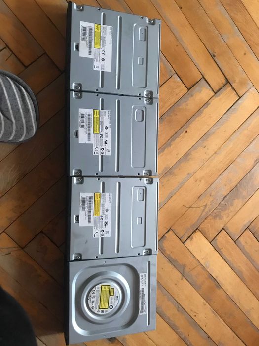 Продам DVD ROM под SATA