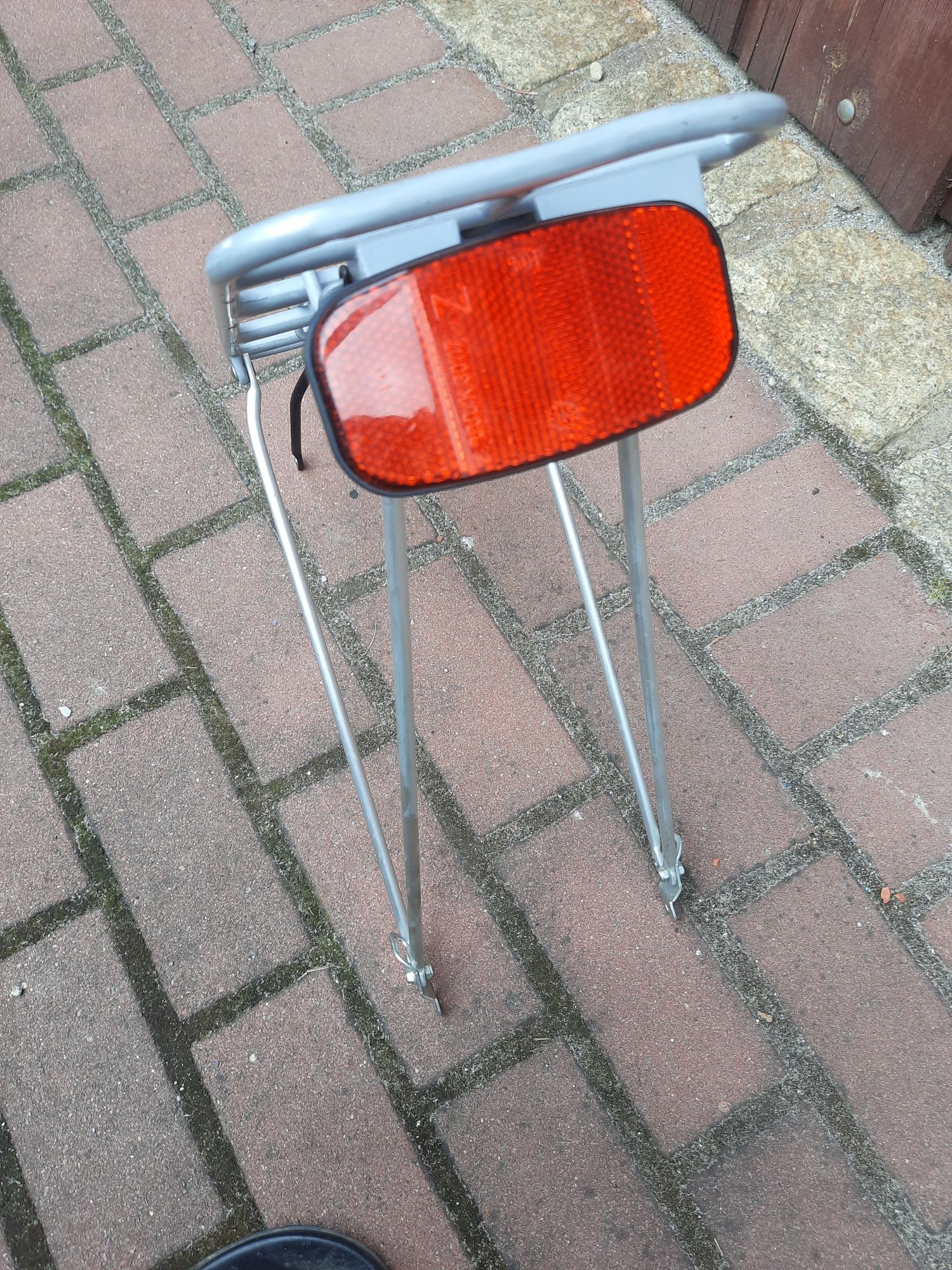 bagażnik rowerowy pod koło 28" aluminiowy 0625