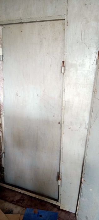 Гаражні ворота розпашні