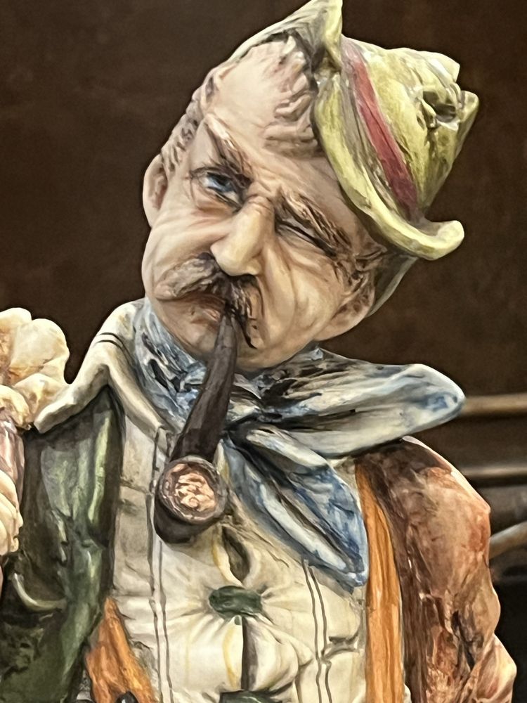 Figurka z porcelany Malowana