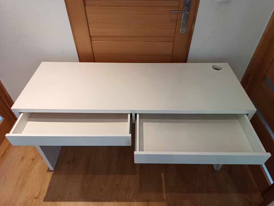 Biurko MICKE Ikea 142x50 białe