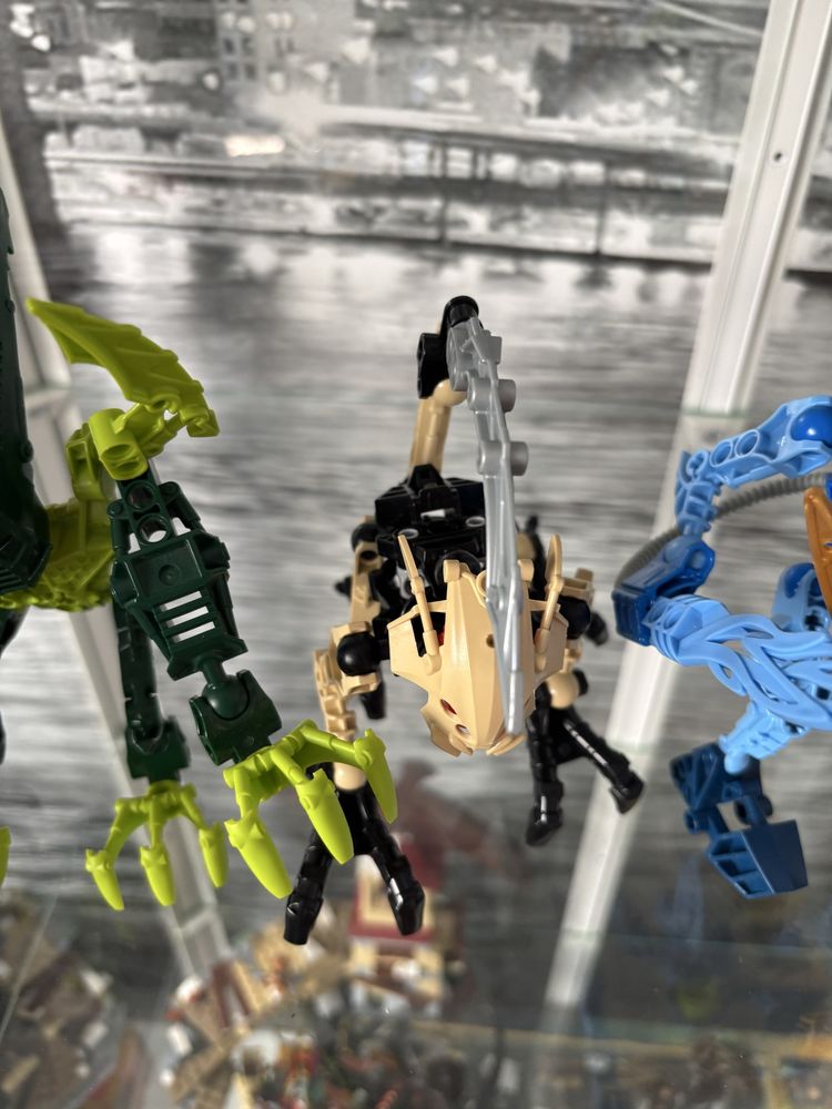 Lego Bionicle roboty
