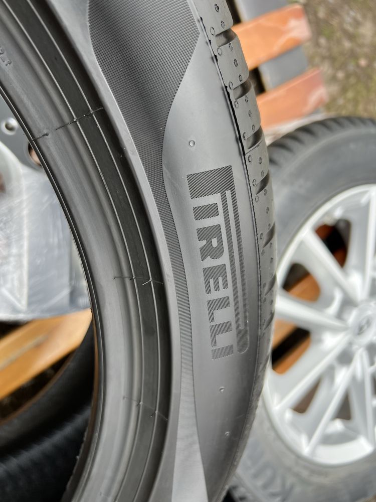 225/45/18 Pirelli Cinturato P7 (P7C2) 225/45 R18 95Y XL