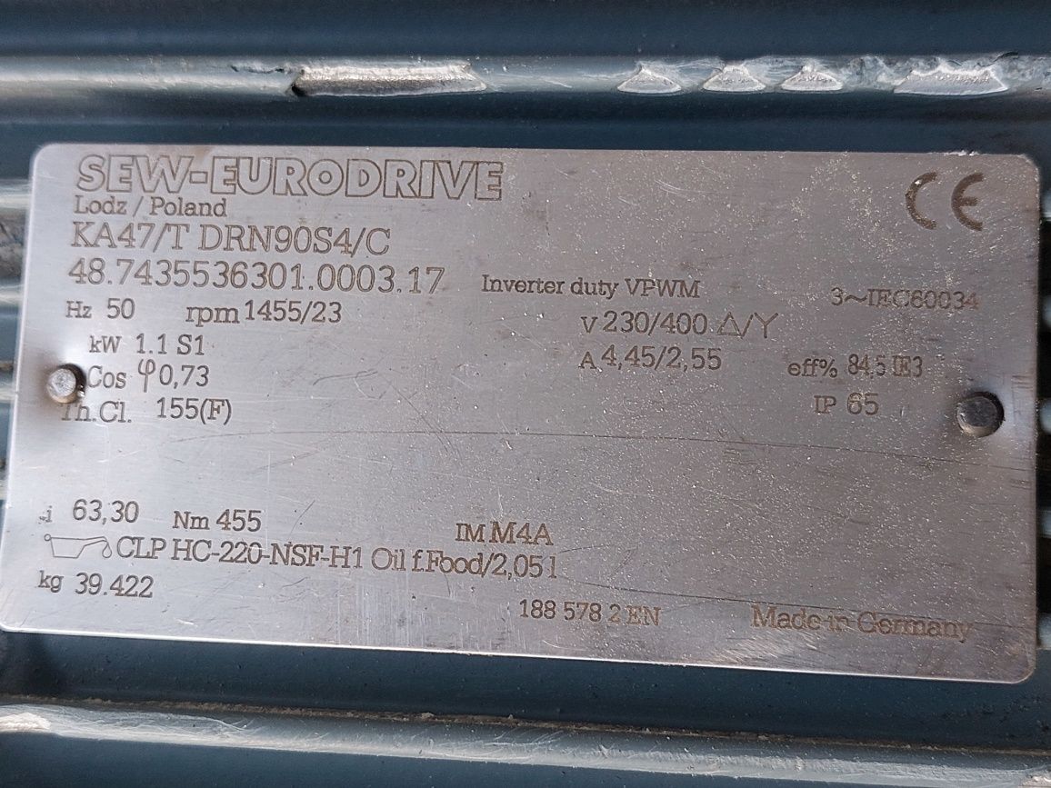 Motoreduktor kątowy 1.1kw 23obr . Sew