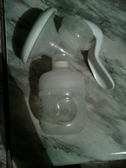 Продам молокоотсос Philips Avent Manual Natural!