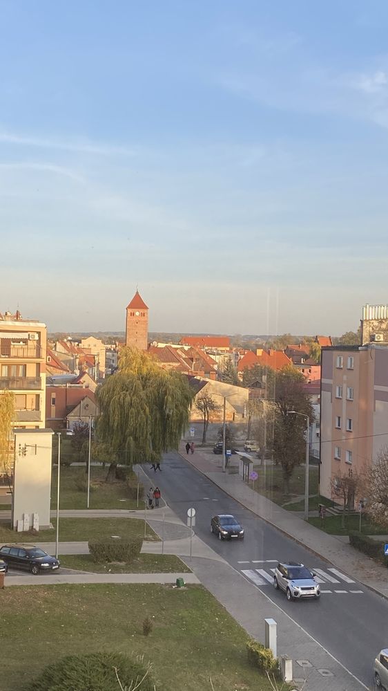 3-pokojowe mieszkanie 48 m² w centrum, po remoncie, z balkonem – Góra