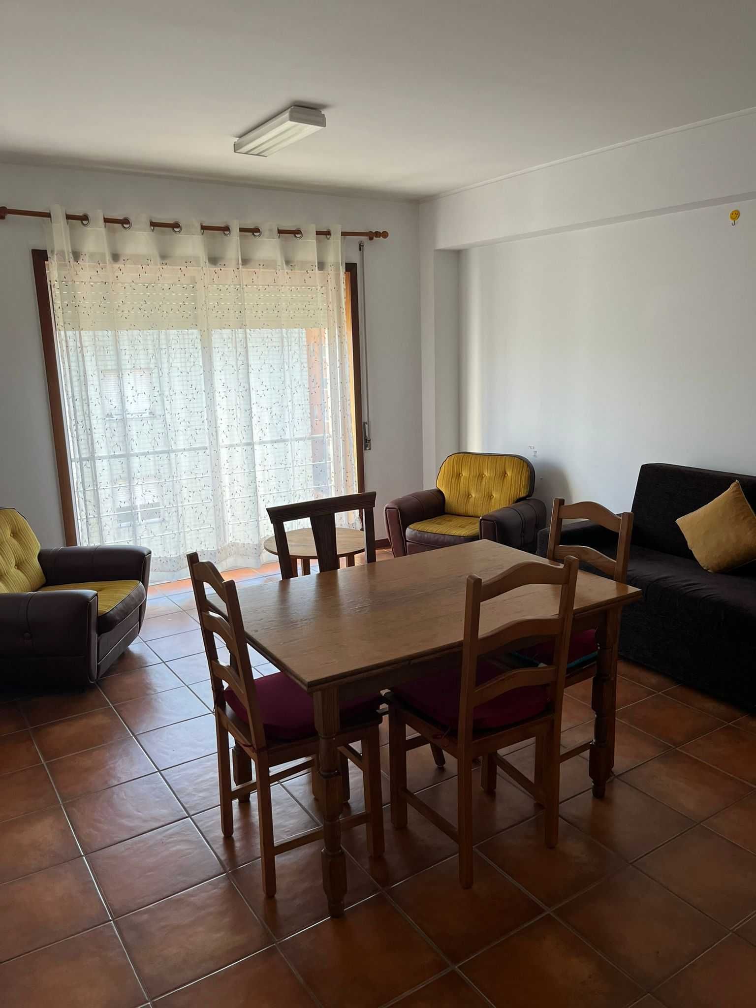 Quarto para estudante (rapaz) da UTAD -tudo incluído perto do shopping