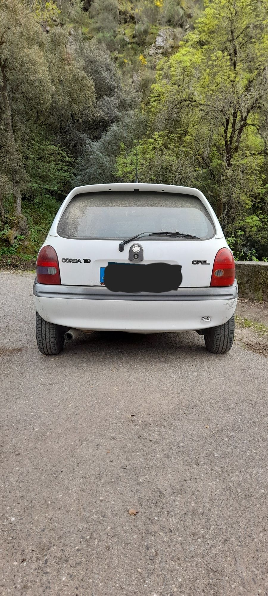 Opel corsa 1.5 turbo diesel motor izuso