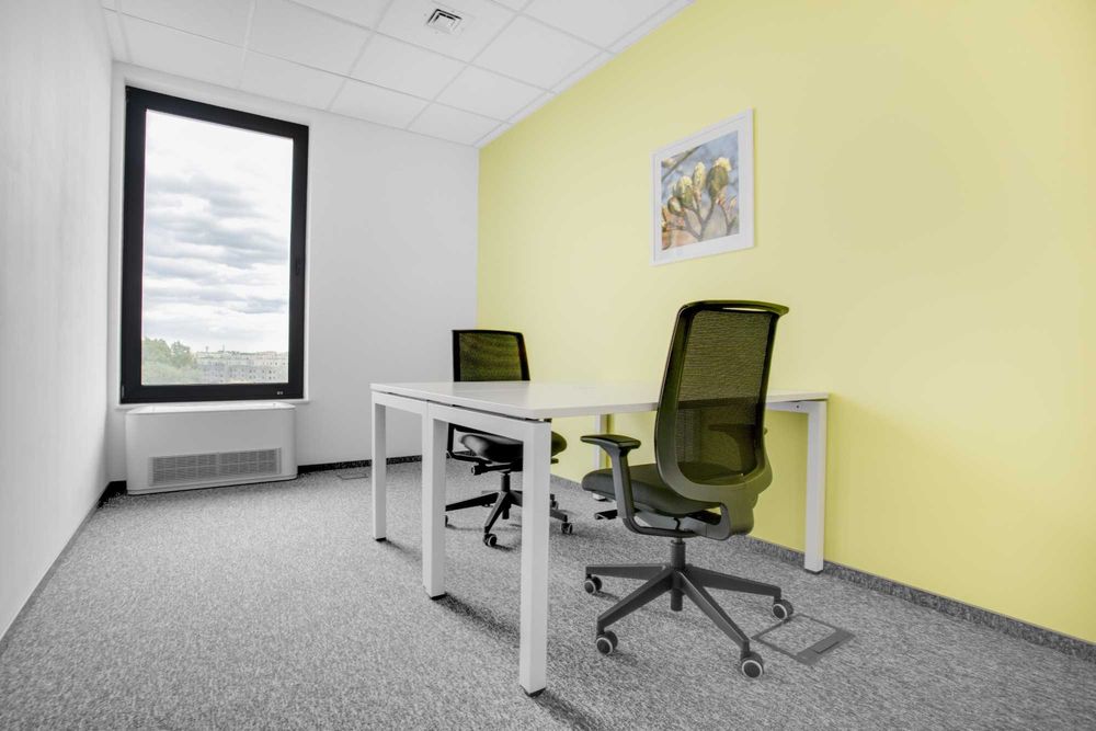 Wynajem biura w Warszawie:Znajdź 3-4- osobową w Regus Witosa Point