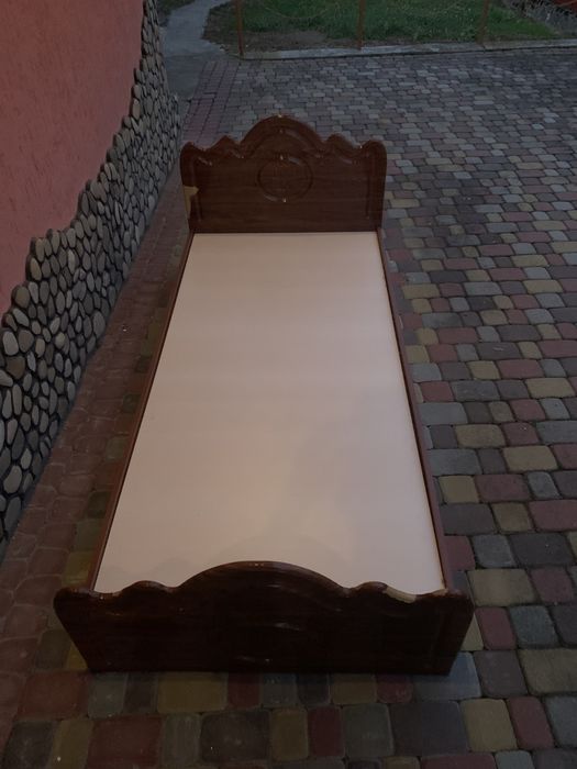 Односпальне ліжко