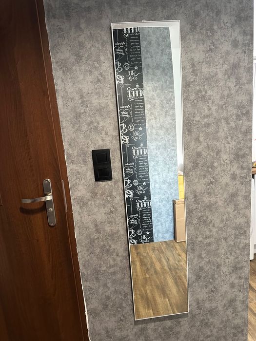 Lusterko wąskie jak nowe