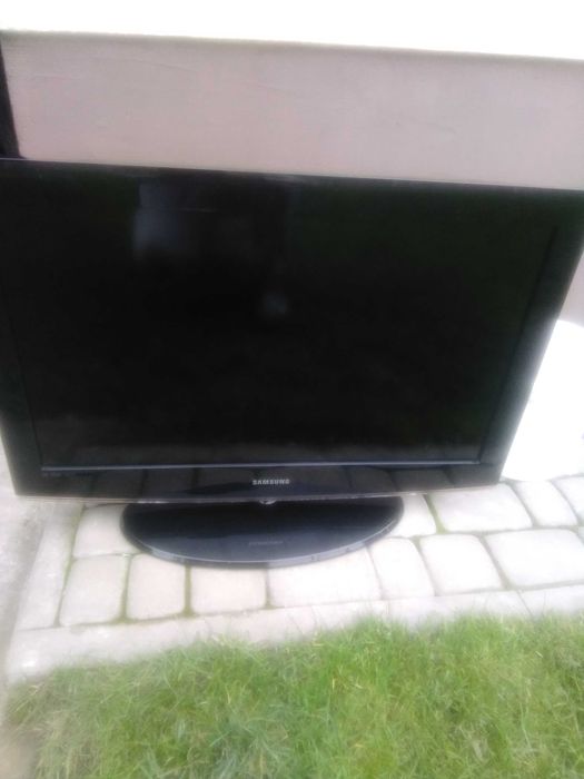 Sprzedam samsunga 32 dwie sztuki