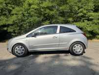 Opel Corsa D 1.2 nowy rozrząd, zadbany i gotowy do jazdy.