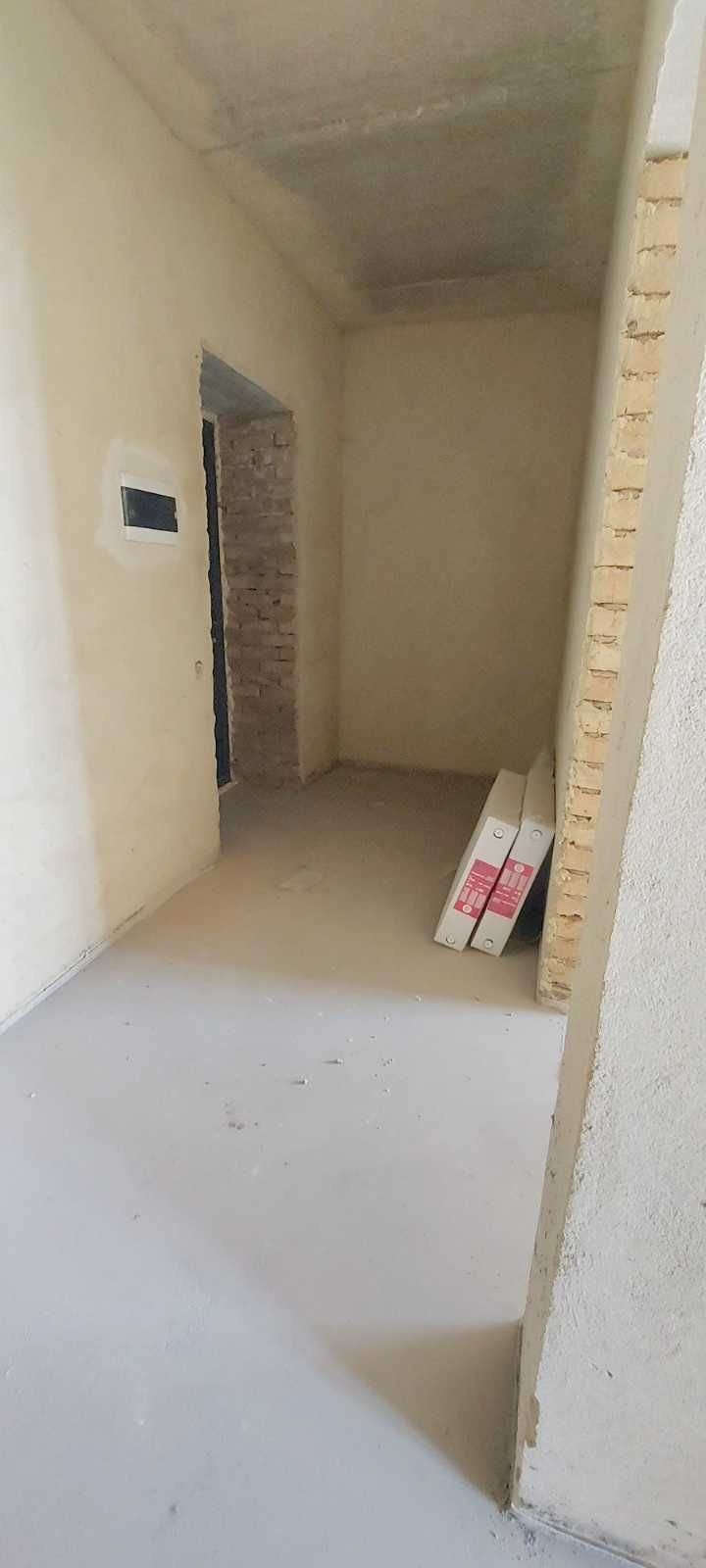 Продається 1-кімнатна кв. в м. Звягель, вул. Житомирська 2