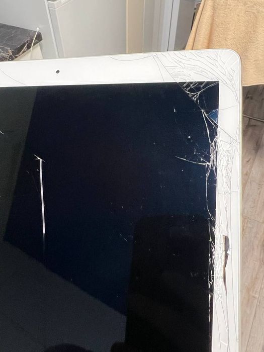 iPad Pro 12.9 2 gen 64gb 10 циклів битий