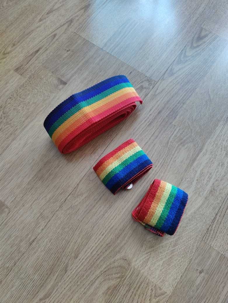 Paski w kolorze tęczy, tęczowe - LGBT ?