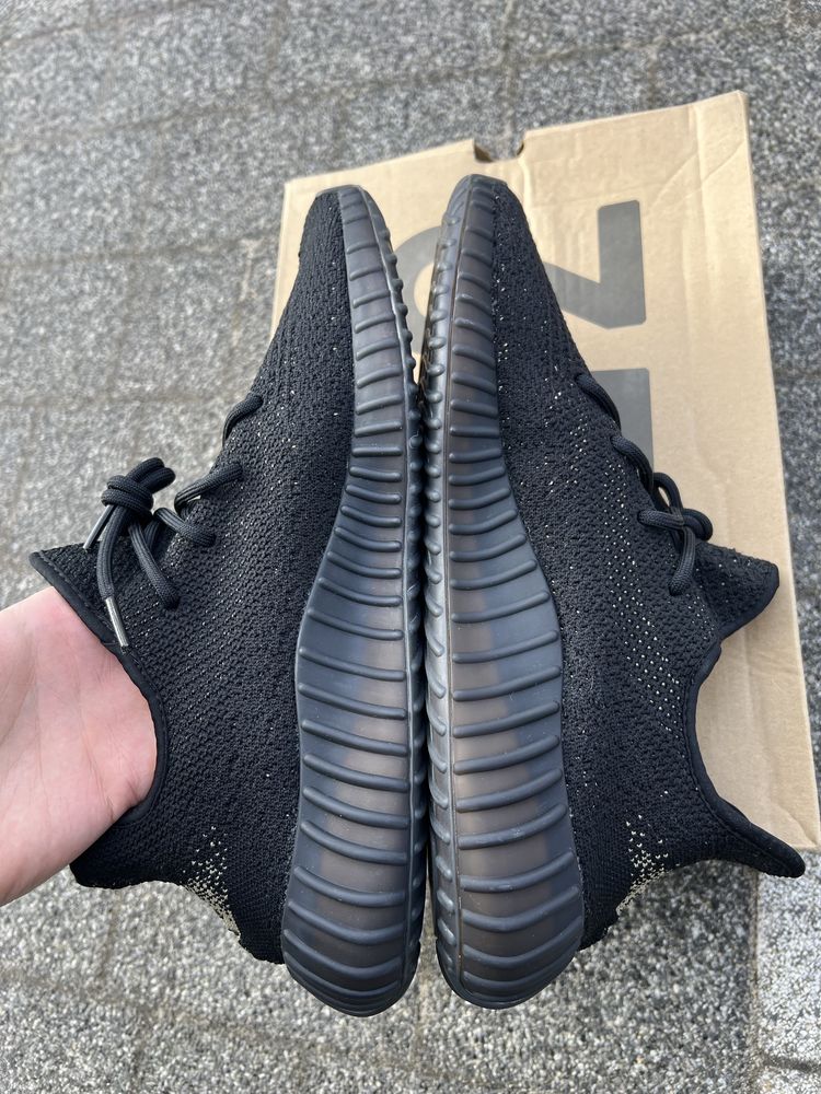 Adidas Yeezy Boost 350 V2 Core Black Green sneakersy czarne 46 2/3