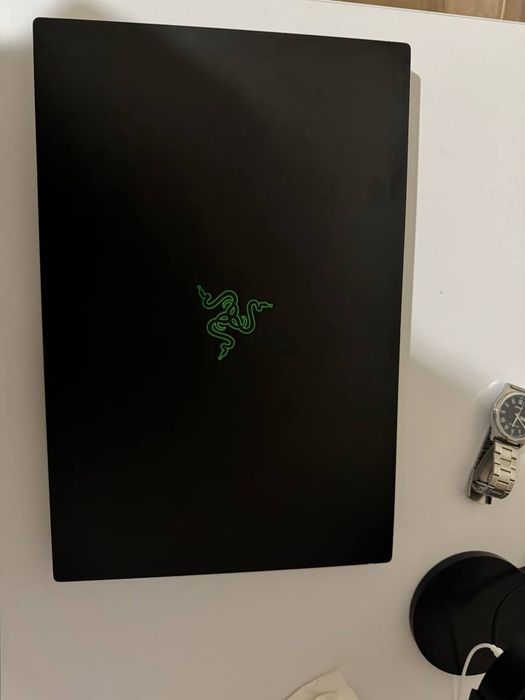 Razer blade 16 240hz