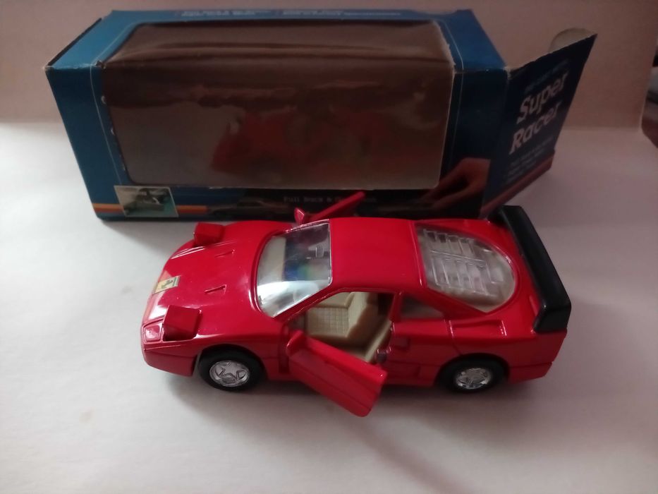 Модель авто Ferrari f40
