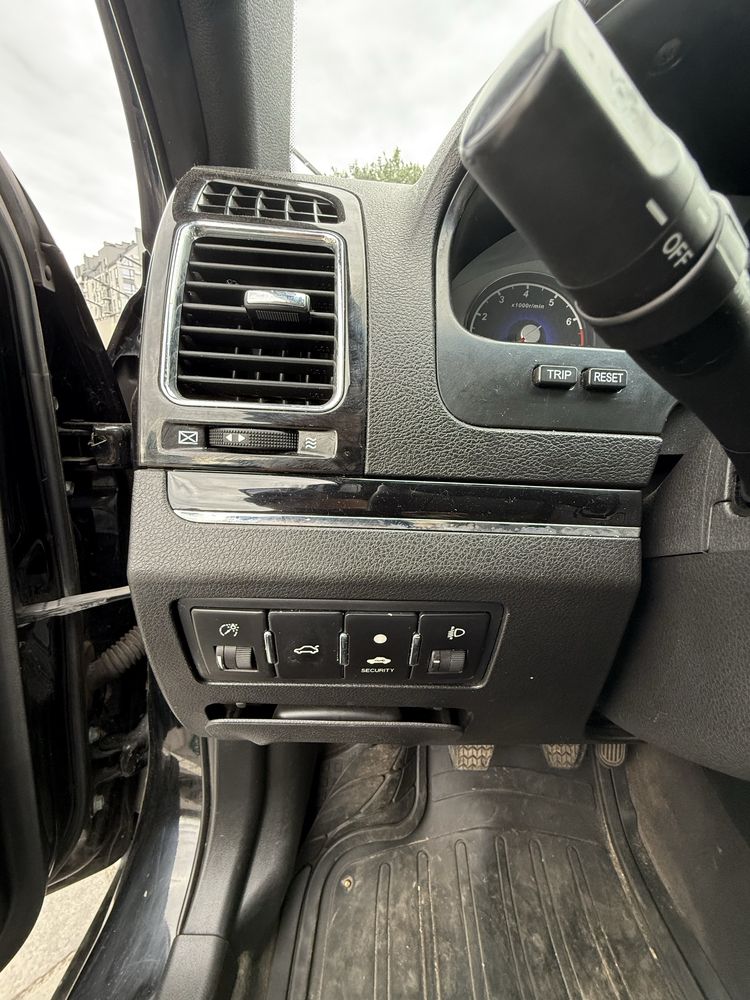 Geely Emgrand 2013