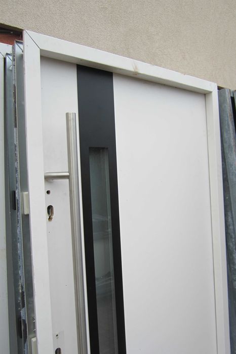 Nowe Drzwi zewnętrzne ocieplane z szybą 100x210 Lewe Prawe 70mm białe