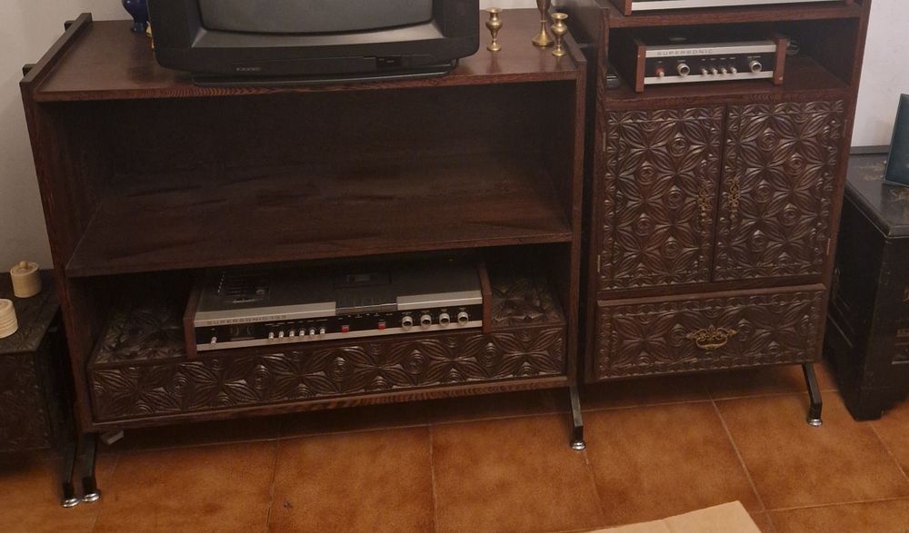 Movel tv com arrumação