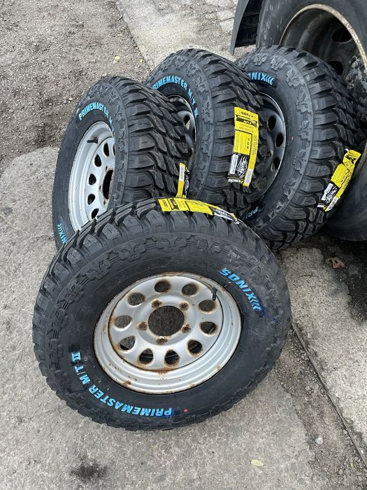 диски 5x139,7 ET5 R15 нива уаз буханка грязева резина 235/75 R15 MT