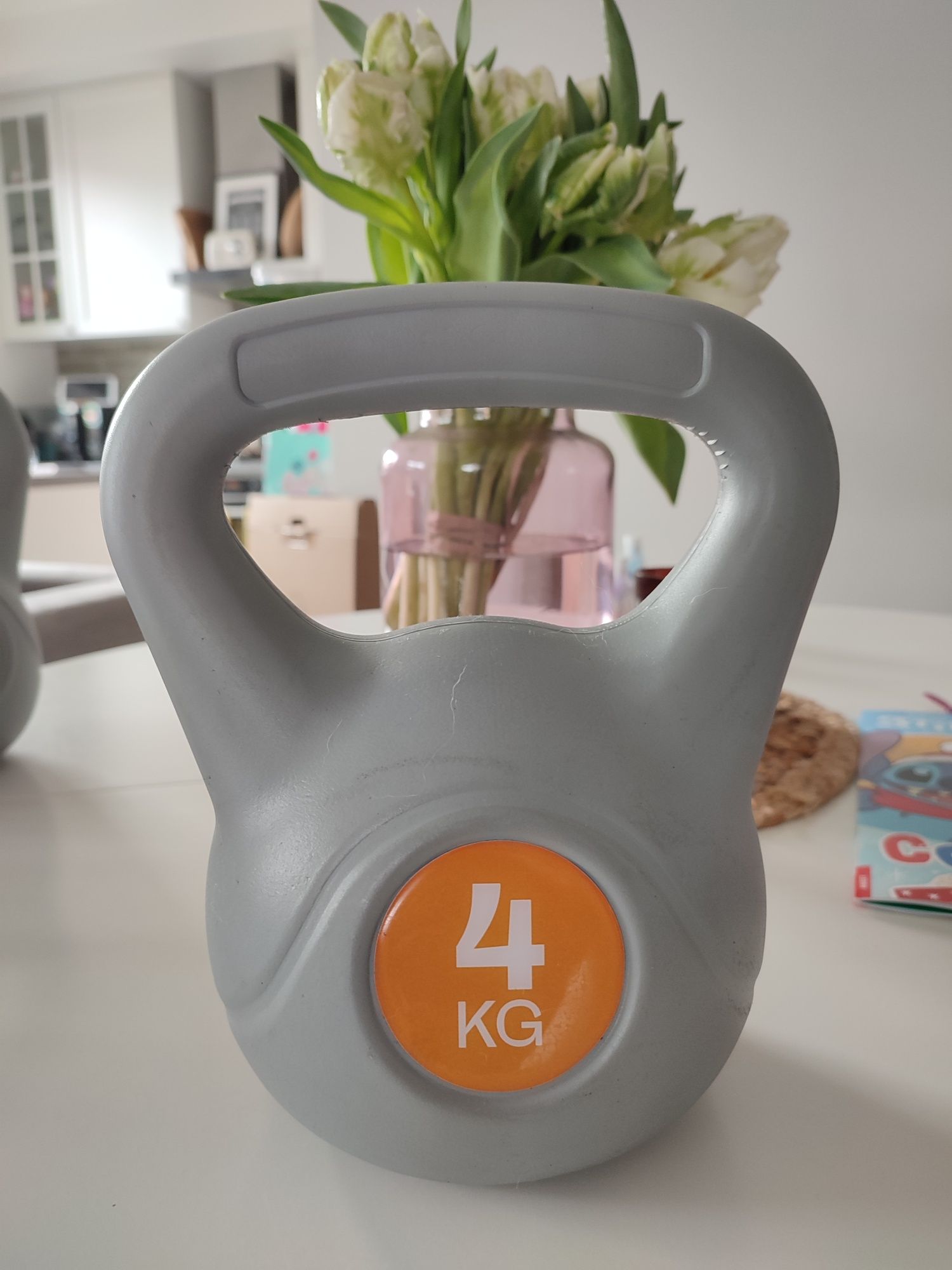 Kettlebell bitumiczny 4kg