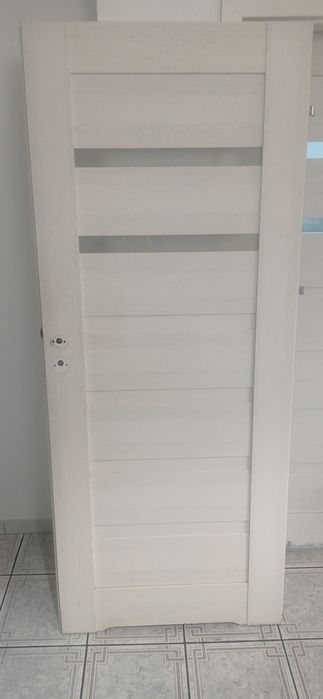 Sprzedam drzwi 80 łazienkowe