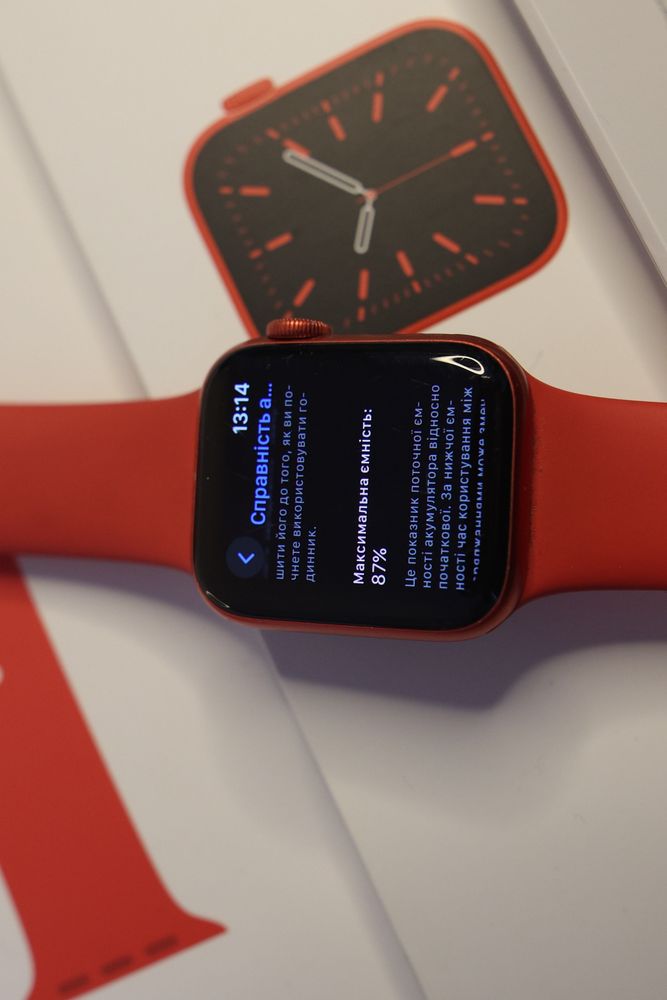 Apple Watch 6 Red 40mm