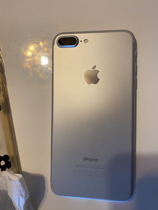 Iphone 7 plus recondicionado em 2.a mão