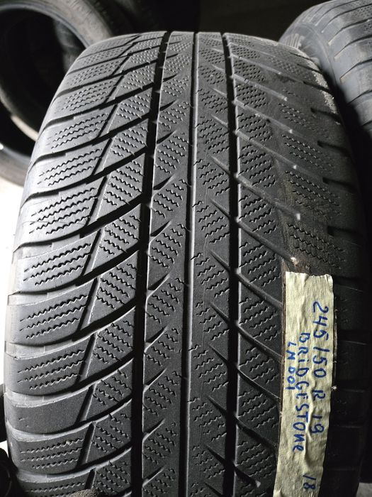 245/50R19 Bridgestone LM001